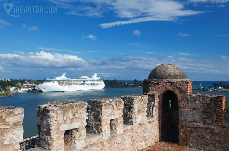 Cruiseship in the background seen from a colonial fortress