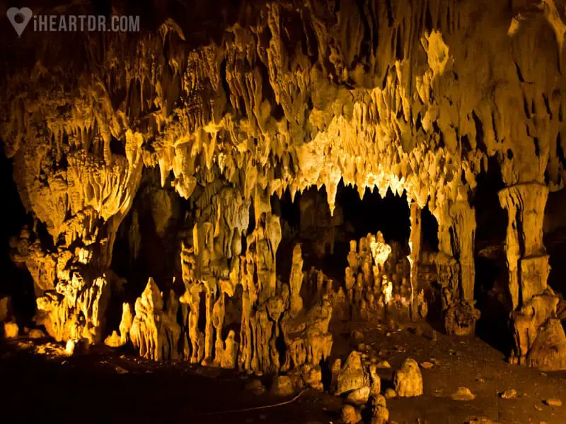 Hoyo Azul cave illuminated with artificial lighting